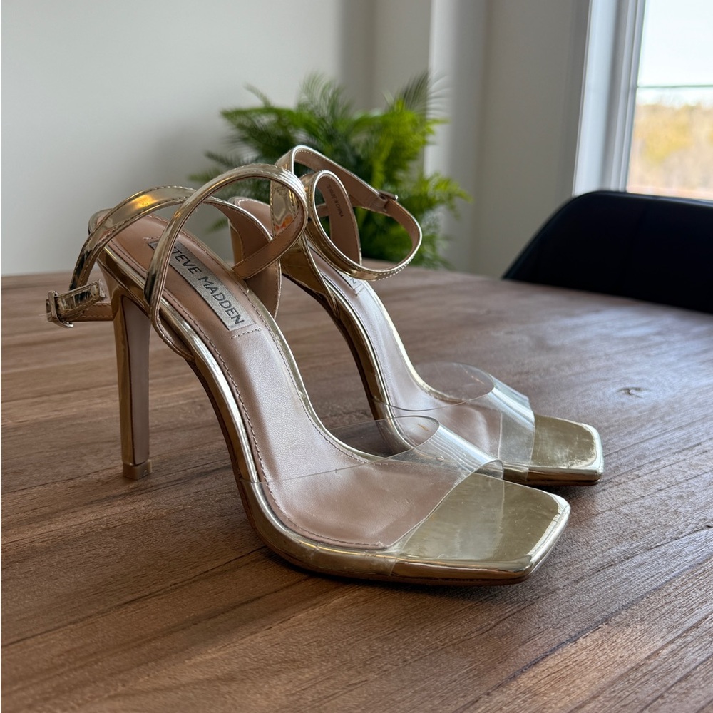Steve Madden Metallic Gold Heels